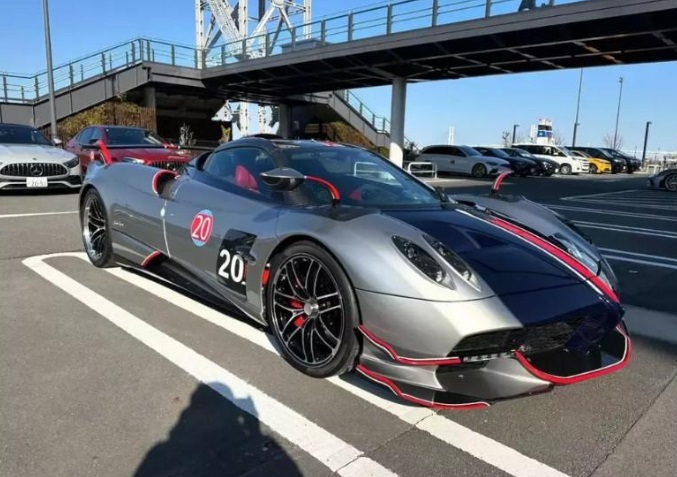 Pagani Huayra BC Roadster